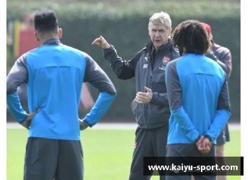 探索克明斯：球员风采与背后故事