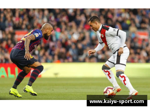 李球员:职业生涯与人生轨迹 李球员:职业生涯与人生轨迹